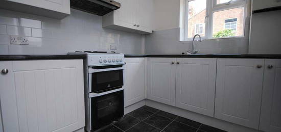 3 bedroom terraced house