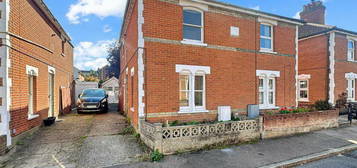 3 bedroom semi-detached house