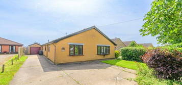 Bungalow to rent in Boston Road, Spilsby PE23