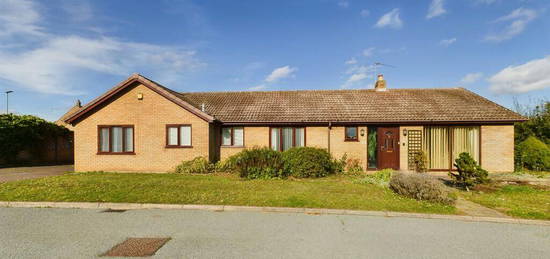 4 bedroom detached bungalow for sale