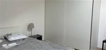 Appartement meublé  à louer, 3 pièces, 2 chambres, 70 m²