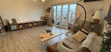 Appartement meublé  à louer, 3 pièces, 2 chambres, 89 m²