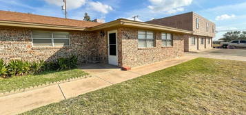 2606 E Sunset Cir Unit 2606, Hobbs, NM 88240