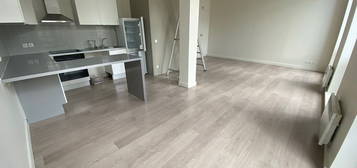 Appartement  à louer, 3 pièces, 2 chambres, 80 m²