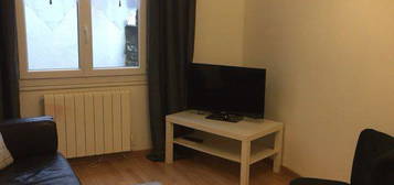 Appartement T2 - entièrement meublé au pied du château