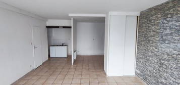 Appartement  à louer, 2 pièces, 1 chambre, 45 m²