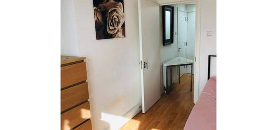 Studio to rent in Dollis Hill Lane, London NW2