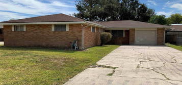 808 Sycamore St, Morgan City, LA 70380