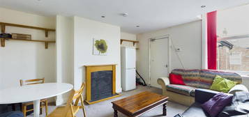 Maisonette to rent in Hazelwood Avenue, Jesmond, Newcastle Upon Tyne NE2