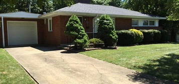 815 W Maple St, Johnson City, TN 37604