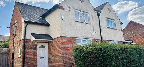 3 bedroom semi-detached house