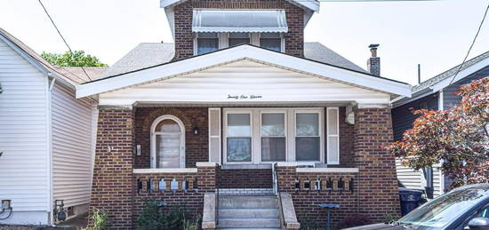 2111 Edwards St Unit A, Saint Louis, MO 63110