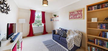 Flat for sale in Brondesbury Park, London NW2