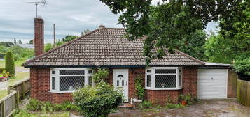 2 bedroom detached bungalow for sale