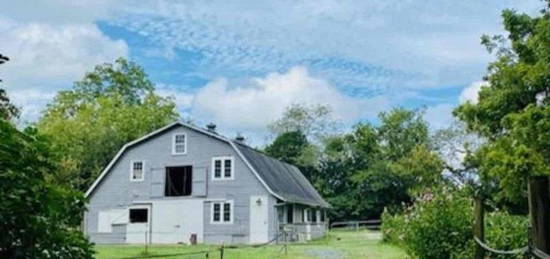 7518 Bayside Rd Unit Barn, Franktown, VA 23354