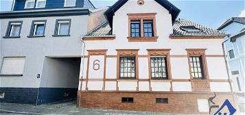 IK | KL/Erlenbach: gepflegtes Zweifamilienhaus in verkehrsberuhigter Lage