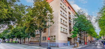 Prodej bytu 2+1, 56 m2, Praha, ul. Roháčova