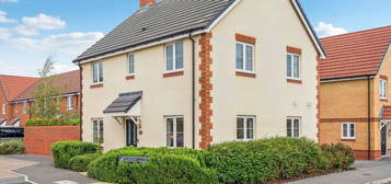 4 bed detached house for sale