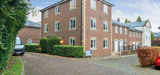 Flat for sale in Malmesbury Gardens, Winchester SO22