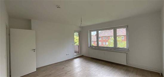 Bezugsfertige 3-Zimmer-Wohnung mit Balkon in Aurich-Sandhorst!