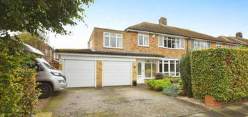 4 bedroom semi-detached house for sale