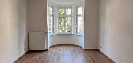 Frisch sanierte 4-Zimmer-Wohnung mit neuer Einbauküche