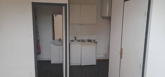 Genlis - Loue Studio 20m² proche gare et centre ville