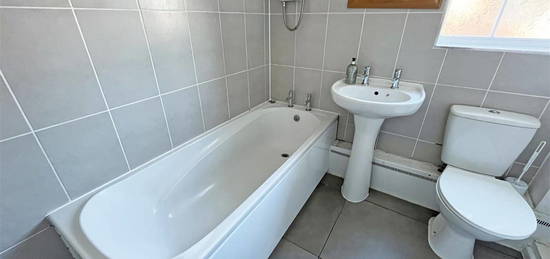 2 bed flat to rent