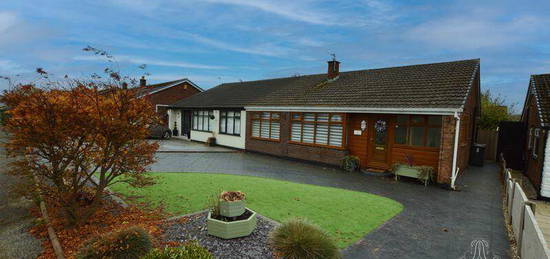 3 bedroom semi-detached bungalow for sale