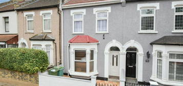 5 bedroom terraced house for sale