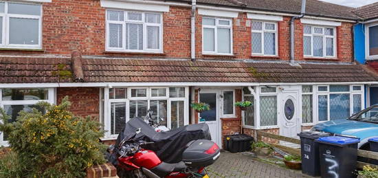 Terraced house for sale in Freshbrook Road, Lancing BN15