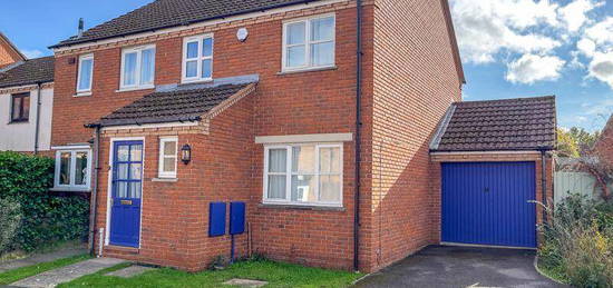 3 bedroom semi-detached house