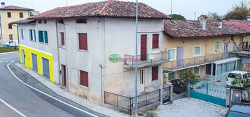 Villa a schiera Borgo Sant'Antonio 27, Valvasone, Valvasone Arzene