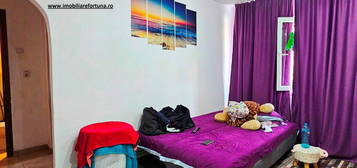 Apartament 3 camere,etaj 2, zona Maratei