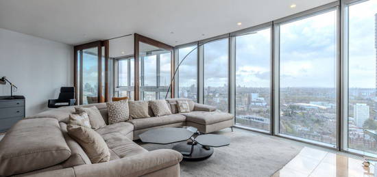 Flat to rent in St. George Wharf, London SW8