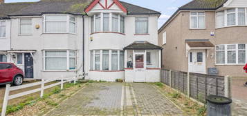 Terraced house for sale in Grosvenor Crescent, Hillingdon, Uxbridge UB10