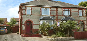 3 bed semi-detached house for sale