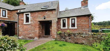 2 bedroom detached house for sale