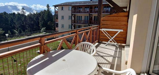 Appartement T2 Vue Montagne,  31 m² avec terrasse 9m², Rénové en résidence de tourisme *** étoiles à