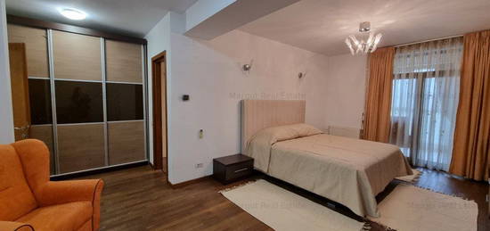 Apartament luminos si spatios, in Baneasa