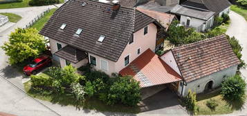 Einfamilienhaus, Presshaus, PV mit Batterie in Ruhelage