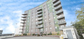 Flat for sale in Cross Green Lane, Leeds LS9