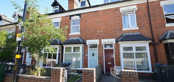 4 bed shared accommodation to rent