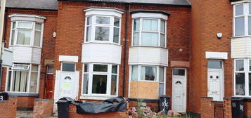 Terraced house to rent in Narborough Road, Leicester LE3