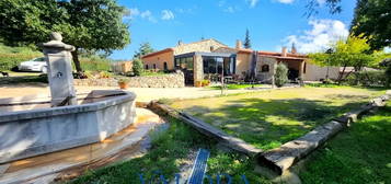 PIGNANS - Mas Provençal de 228 m² - Piscine - Terrain 9693 m²