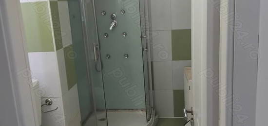 Închiriez Apartament