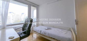 Location appartement 5 pièces 9 m²