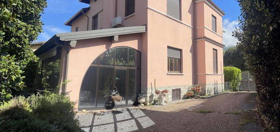 Villa in vendita in via Riale s.n.c