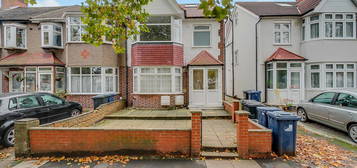 3 bed flat for sale