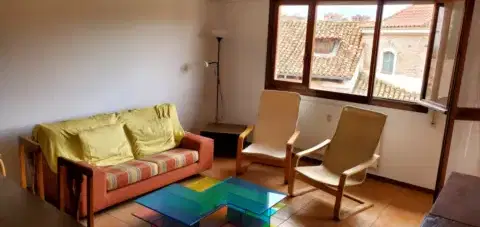 Apartamento en calle de Santo Domingo de Guzm&#xE1;n, 19